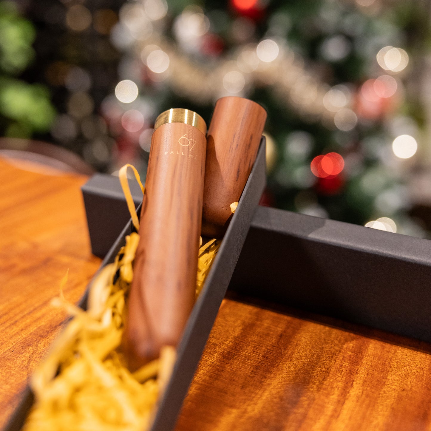 67 Pall Mall Cigar Holder